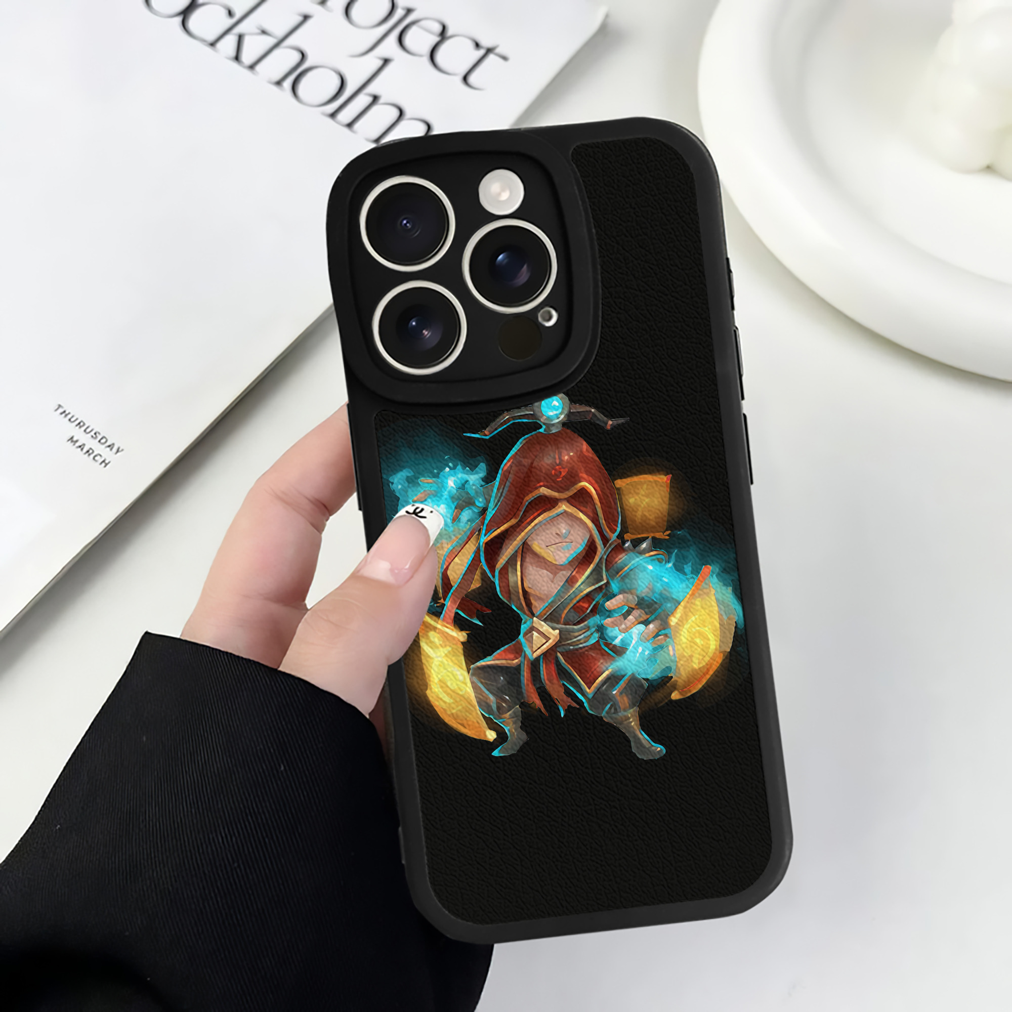 リーグ・オブ・レジェンド League of Legends LOL 【iPhone 16シリーズ対応】シリコンスマホケース（レザー調） 材質：シリコン
